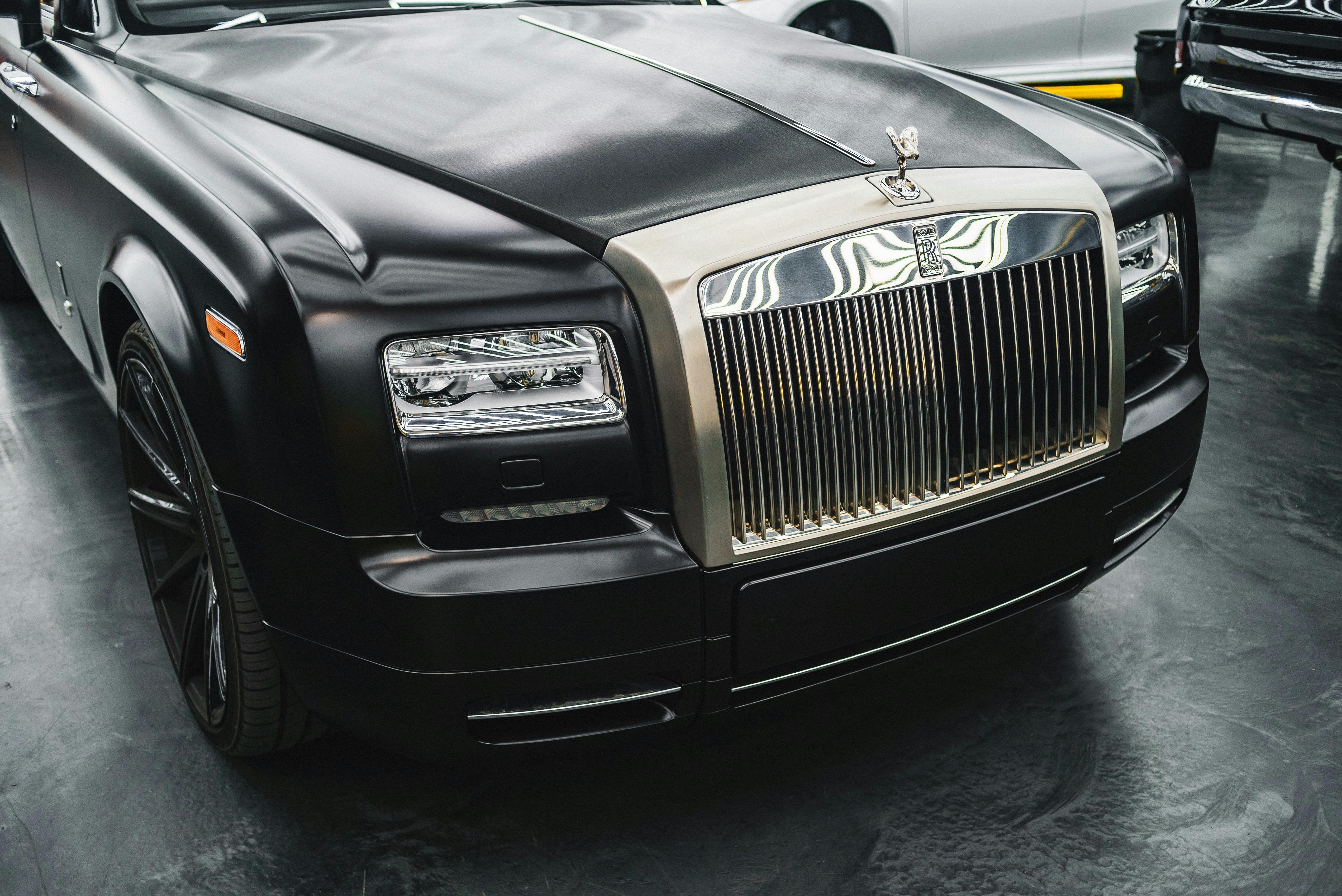 Best Manhattan Car Service with Professional Chauffeurs and Premium Vehicles